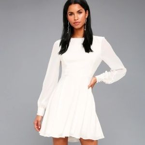 White Lulus long sleeve dress